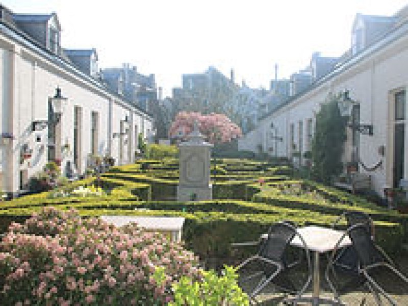 Hofje in den Groenen Tuin